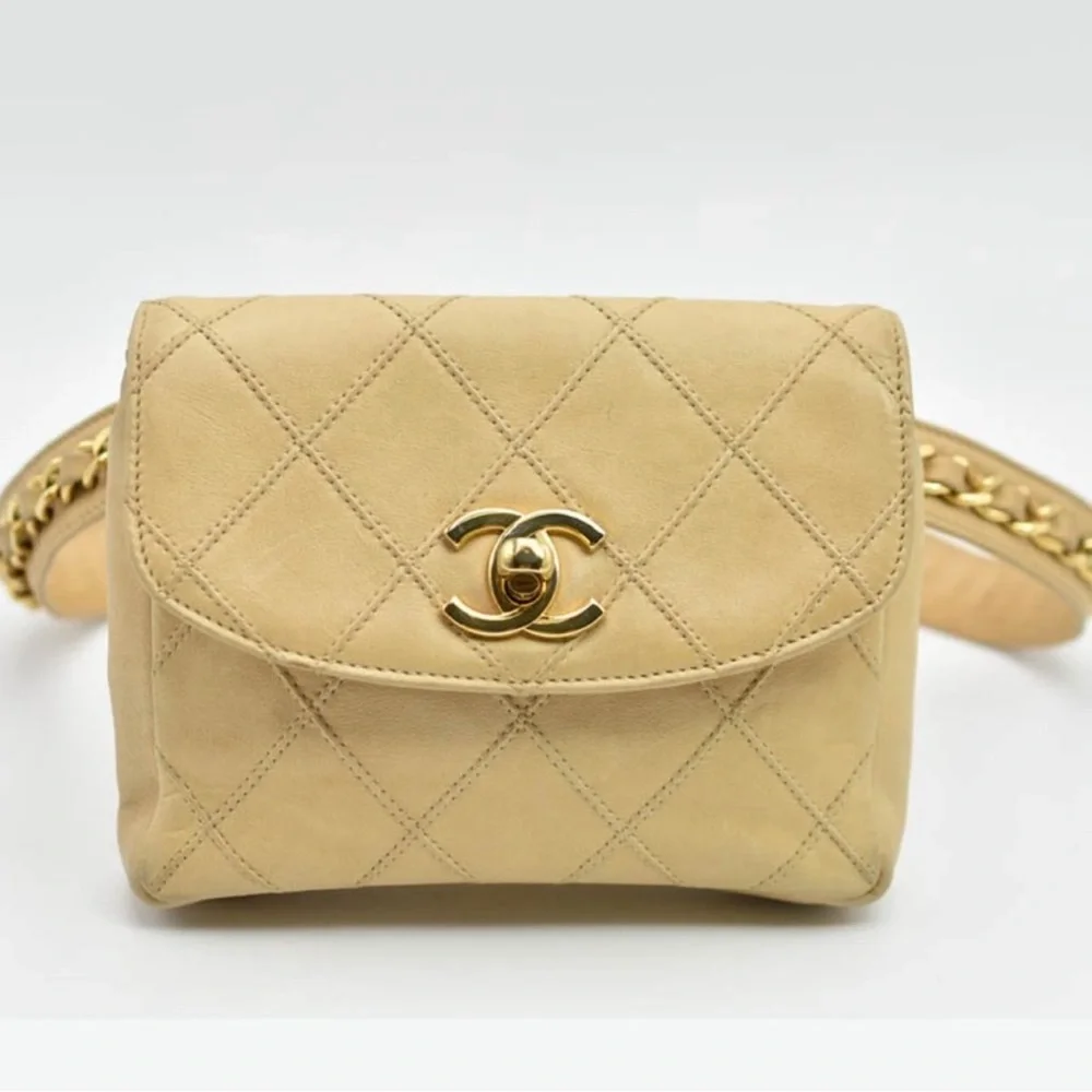 VINTAGE CHANEL CC Turn-Lock
Double Stitch Lamb Leather Waist Bag - Picture 1 of 12